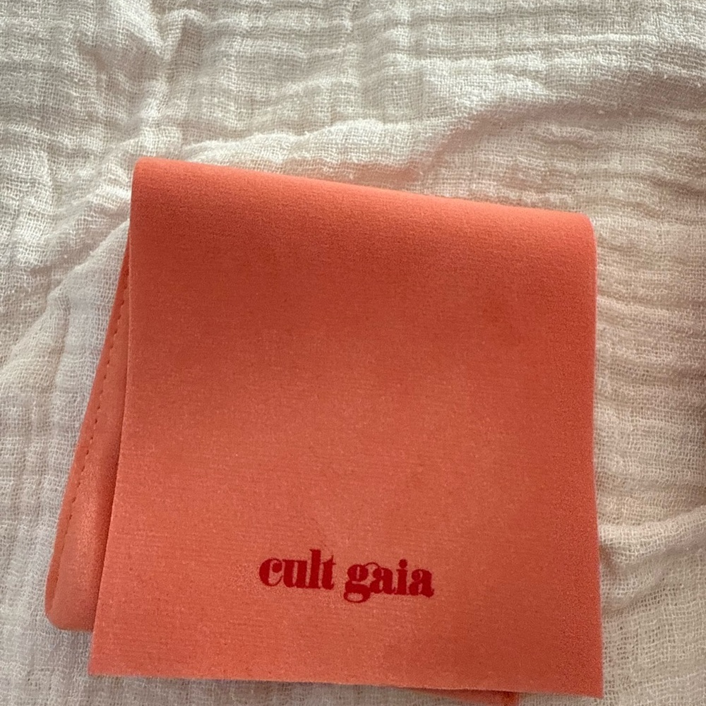 Cult Gaia Peach Jewelry Box Set - Picture 3 of 7